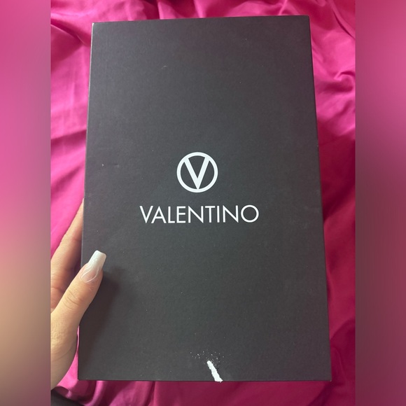 Valentino Red Heels - Picture 4 of 5